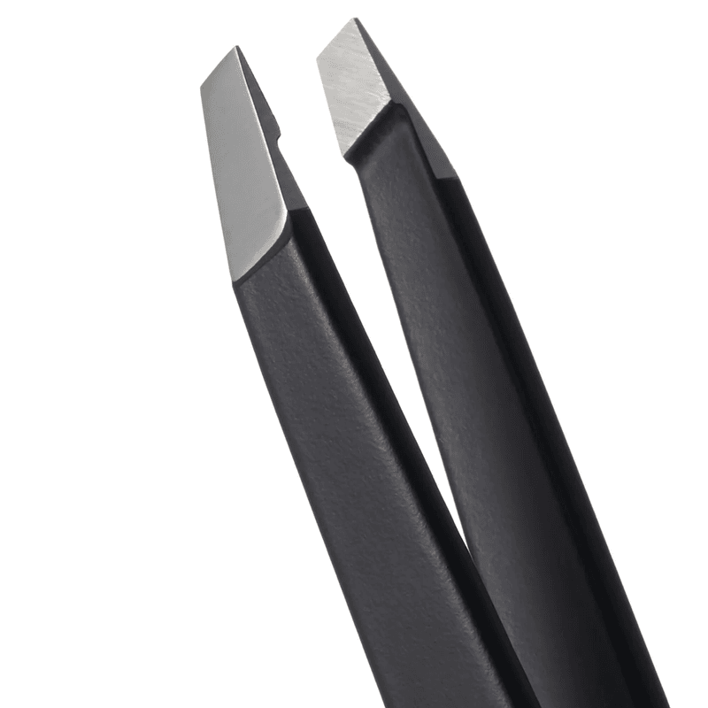 Signature Slanted Tweezer Blackout